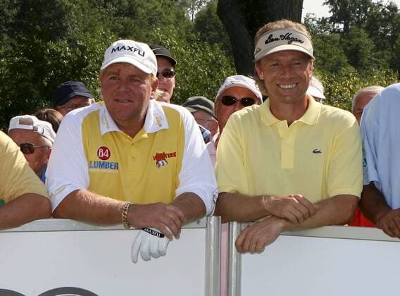 John Daly (USA, li.) und Bernhard Langer (Deutschland) gut gelaunt Golf Herren Deutsche Bank Players Championship of Europe 2006, Open, Player s, PGA European Tour, Pressetermin, Gruppe Gut Kaden Hamburg Alveslohe Golf Herren Deutsche Bank Players Championship of Europe 2006, Open, Player s, PGA European Tour, Pressetermin, Gruppe Gut Kaden Hamburg Alveslohe