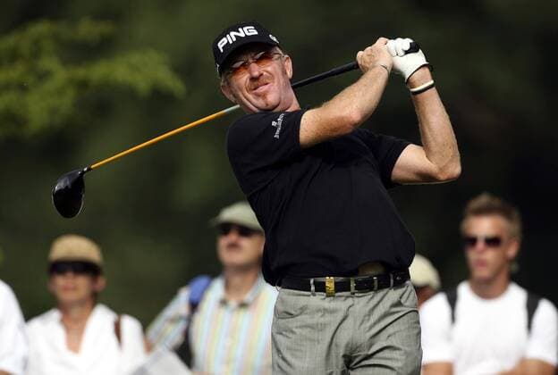 Miguel Angel Jimenez (Spanien) schaut skeptisch seinem Abschlag hinterher Golf Herren Deutsche Bank Players Championship of Europe 2006, Player s, PGA European Tour Einzelbild Gut Kaden Hamburg Alveslohe Skepsis, Golf Herren Deutsche Bank Players Championship of Europe 2006, Player s, PGA European Tour Einzelbild Gut Kaden Hamburg Alveslohe Skepsis,