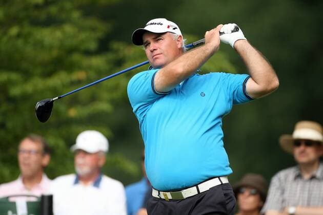 Stephen Dodd (Wales) schaut seinem Abschlag hinterher Golf Herren Deutsche Bank Players Championship of Europe 2006, Player s, PGA European Tour Einzelbild Gut Kaden Hamburg Alveslohe Golf Herren Deutsche Bank Players Championship of Europe 2006, Player s, PGA European Tour Einzelbild Gut Kaden Hamburg Alveslohe