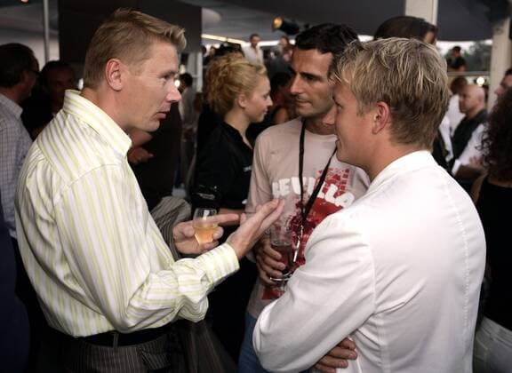 Hugo Boss Fashion Show, v.li.: Mika Häkkinen (Finnland Mercedes), Pedro de la Rosa (Spanien) und Kimi Räikkönen (Finnland beide McLaren Mercedes) Motorsport Herren Hugo Boss Fashion Show 2006, Formel 1, F1, F, Deutsche Tourenwagen Meisterschaft, DTM, Masters Gruppe Hockenheim Motorsport Herren Hugo Boss Fashion Show 2006, Formel 1, F1, F, Deutsche Tourenwagen Meisterschaft, DTM, Masters Gruppe Hockenheim