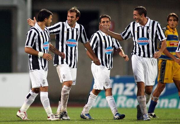 Torjubel Juventus Turin v.li.: Valeri Bojinov, Cristiano Zanetti, Marco Marchionni und Giorgio Chiellini - Fußball Herren Serie B 2006 2007, 2. Italienische Liga, Saisonvorbereitung, Vorbereitung, Test, Testspiel, Vdig Gruppe Trentino Freude, Fußball Herren Serie B 2006 2007, 2. Italienische Liga, Saisonvorbereitung, Vorbereitung, Test, Testspiel, Vdig Gruppe Trentino Freude,