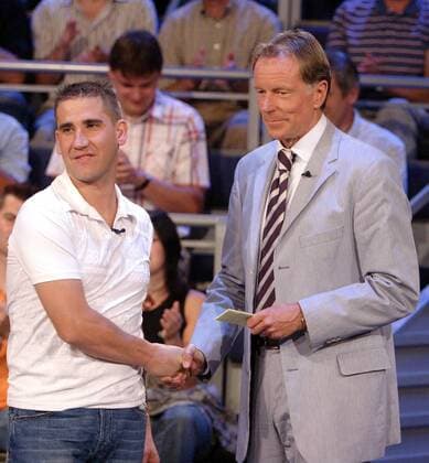 Ehemaliger Radprofi Jesus Manzano (Spanien, li.) zu Gast bei ZDF Moderator Wolf Dieter Poschmann (Deutschland) im aktuellen Sportstudio Radsport Herren Das aktuelle Sportstudio 2006, Sendung, Fernsehsendung, Sportsendung, ZDF Gruppe Mainz Radsport Herren Das aktuelle Sportstudio 2006, Sendung, Fernsehsendung, Sportsendung, ZDF Gruppe Mainz