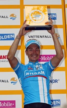 Erik Zabel (Deutschland Milram) freut sich über den zweiten Platz bei den Cyclassics 2006 Radsport Herren Vattenfall Cyclassics 2006, ProTour, Straßenradsport, Straße, Rad, Einzelbild Hamburg Freude, Radsport Herren Vattenfall Cyclassics 2006, ProTour, Straßenradsport, Straße, Rad, Einzelbild Hamburg Freude,