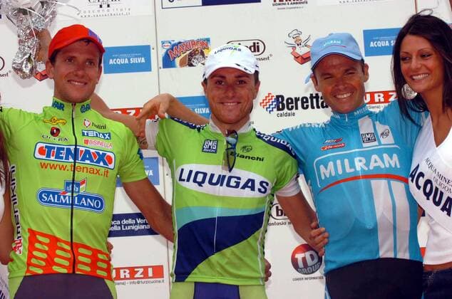 Siegerehrung GP Citta di Camaiore 2006: Sieger Luca Paolini (Italien Liquigas, Mitte) zwischen Ruslan Pidgornyy (Ukraine Tenax, li.) und Mirko Celestino (Italien Milram) -  Radsport Grand Prix Herren GP Citta di Camaiore 2006, ProTour, Straßenradsport, Straße, Rad, Gruppe Freude, Radsport Grand Prix Herren GP Citta di Camaiore 2006, ProTour, Straßenradsport, Straße, Rad, Gruppe Freude,