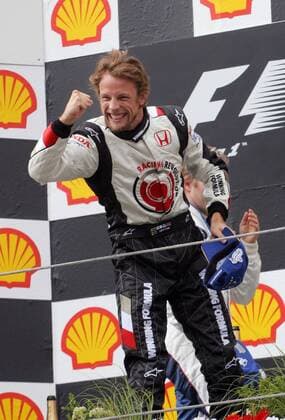 Jenson Button (England Honda) jubelt über den Sieg beim Großen Preis von Ungarn 2006 Motorsport Grand Prix Herren Großer Preis von Ungarn 2006, Formel 1 Weltmeisterschaft, F1, F, GP, WM Einzelbild Hungaroring Budapest Freude, Begeisterung, Motorsport Grand Prix Herren Großer Preis von Ungarn 2006, Formel 1 Weltmeisterschaft, F1, F, GP, WM Einzelbild Hungaroring Budapest Freude, Begeisterung,