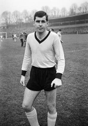 Lothar Emmerich (BVB) Fußball 1. BL Herren Saison 1965 1966, Borussia Dortmund, Vneg, Vsw Einzelbild Dortmund Fußball 1. BL Herren Saison 1965 1966, Borussia Dortmund, Vneg, Vsw Einzelbild Dortmund