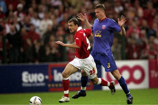 Milan Jovanovic (Lüttich, li.) gegen Dorin Goian (Steaua Bukarest) -  Fußball EC 1 Herren Champions League Qualifikation 2006 2007, Standard Lüttich - Steaua Bukarest 2:2 Gruppe Lüttich Dynamik, Fußball EC 1 Herren Champions League Qualifikation 2006 2007, Standard Lüttich - Steaua Bukarest 2:2 Gruppe Lüttich Dynamik,