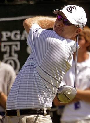 Steve Flesch (USA) schaut seinem Abschlag hinterher -  (CARX2006081303) Golf Herren The International 2006, PGA Tour Einzelbild Castle Rock Colorado Golf Herren The International 2006, PGA Tour Einzelbild Castle Rock Colorado