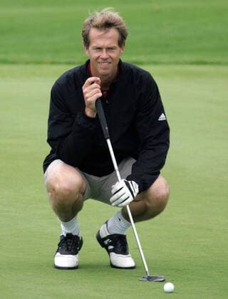 Tennislegende Stefan Edberg (Schweden) kann auch mit dem weißen Ball umgehen Tennis Herren Prominentengolf 2006, Golf, Freizeit, Freizeitsport, Hobby, Hobbygolfer Einzelbild Herzogenaurach Skepsis, Nachdenklichkeit, Tennis Herren Prominentengolf 2006, Golf, Freizeit, Freizeitsport, Hobby, Hobbygolfer Einzelbild Herzogenaurach Skepsis, Nachdenklichkeit,