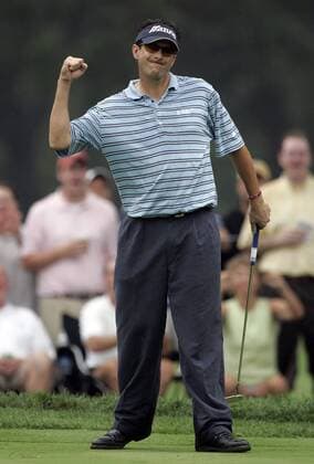 Billy Andrade (USA) jubelt nach erfolgreichem Put -  (MED2006081809) Golf Herren 88. PGA Championship 2006, Tour Einzelbild Medinah Illinois Freude, Golf Herren 88. PGA Championship 2006, Tour Einzelbild Medinah Illinois Freude,