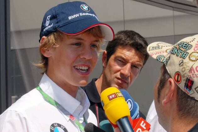 Testfahrer Sebastian Vettel (Deutschland BMW Sauber) gibt ein Interview - Motorsport Grand Prix Herren Großer Preis der Türkei 2006, Formel 1 Weltmeisterschaft, F1, F, GP, WM Gruppe Istanbul Motorsport Grand Prix Herren Großer Preis der Türkei 2006, Formel 1 Weltmeisterschaft, F1, F, GP, WM Gruppe Istanbul