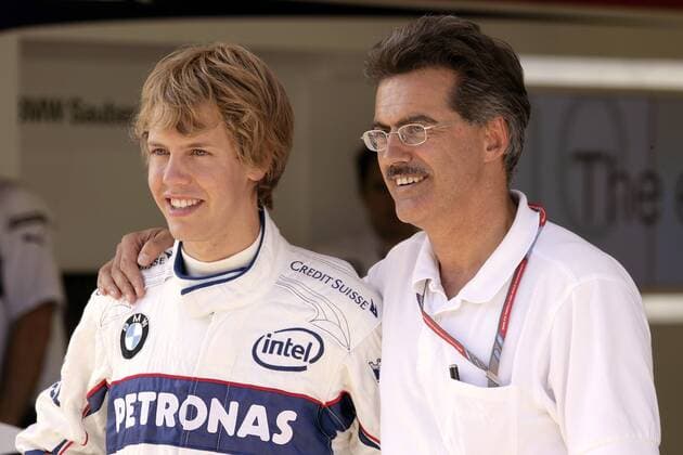 Testfahrer Sebastian Vettel (li.) und Motorsportchef Dr. Mario Theissen (beide Deutschland beide BMW Sauber) Motorsport Grand Prix Herren Großer Preis der Türkei 2006, Formel 1 Weltmeisterschaft, F1, F, GP, WM Gruppe Istanbul Harmonie Motorsport Grand Prix Herren Großer Preis der Türkei 2006, Formel 1 Weltmeisterschaft, F1, F, GP, WM Gruppe Istanbul Harmonie