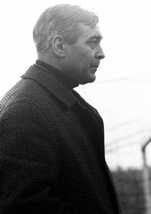 Fußball, Trainerhistorie Westfalia Herne von 1938 bis heute Fußball, Trainerhistorie, Rot-Weiß Oberhausen Trainer Werner Stahl (Oberhausen) Fußball Herren Regionalliga West 1967 1968, Rot Weiß Oberhausen, Vneg, Vsw Porträt Oberhausen Fußball Herren Regionalliga West 1967 1968, Rot Weiß Oberhausen, Vneg, Vsw Porträt Oberhausen
