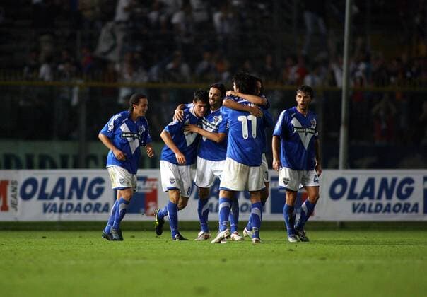 Torjubel Brescia mit Torschütze Matteo Serafini (2.v.li.) und Victor Hugo (3.v.li.) - Fußball Herren Coppa Italia 2006 2007, Italienischer Pokal, Pokalspiel, TIM Cup, Brescia Calcio Gruppe Brescia Freude, Fußball Herren Coppa Italia 2006 2007, Italienischer Pokal, Pokalspiel, TIM Cup, Brescia Calcio Gruppe Brescia Freude,