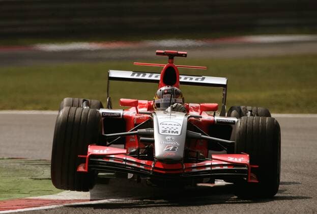 Tiago Monteiro (Portugal MF1) in seinem Boliden Motorsport Grand Prix Herren Großer Preis von Italien 2006, Formel 1 Weltmeisterschaft, F1, F, GP, WM, Training Einzelbild Monza Motorsport Grand Prix Herren Großer Preis von Italien 2006, Formel 1 Weltmeisterschaft, F1, F, GP, WM, Training Einzelbild Monza