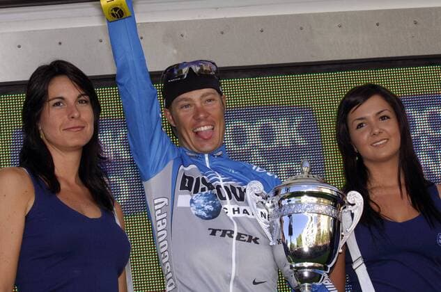 Tom Danielson (USA Discovery Channel) gewinnt die 17. Etappe der Vuelta a Espana 2006 von Adra nach Granada - Radsport Herren Vuelta a Espana 2006, Spanienrundfahrt, ProTour, Straßenradsport, Straße, Rad Gruppe 17. Etappe: Adra - Granada Freude, Radsport Herren Vuelta a Espana 2006, Spanienrundfahrt, ProTour, Straßenradsport, Straße, Rad Gruppe 17. Etappe: Adra - Granada Freude,