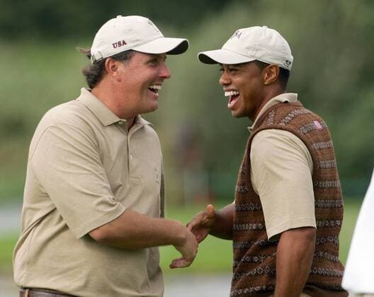 Eldrick Tiger Woods (re.) und Phil Mickelson (beide Team USA) gut gelaunt beim Training -  (STR2006092131) Golf Herren Ryder Cup 2006, Rydercup, PGA Tour, Training Gruppe Straffan Golf Herren Ryder Cup 2006, Rydercup, PGA Tour, Training Gruppe Straffan