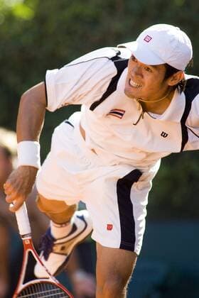 Danai Udomchoke (Thailand) - Aufschlag Tennis Herren Davis Cup 2006, Daviscup Einzelbild Düsseldorf Dynamik, Tennis Herren Davis Cup 2006, Daviscup Einzelbild Düsseldorf Dynamik,
