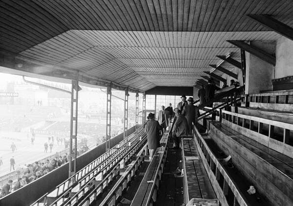 Fußball, Stadiongeschichte Eintracht Braunschweig Das fast leere Haupttribüne des Braunschweiger Eintracht Stadions nach Spielende Fußball 1. BL Herren Saison 1966 1967, Eintracht Braunschweig, Vneg, Vsw Totale Eintracht Stadion, Stadion an der Hamburger Straße Braunschweig Fußball 1. BL Herren Saison 1966 1967, Eintracht Braunschweig, Vneg, Vsw Totale Eintracht Stadion, Stadion an der Hamburger Straße Braunschweig