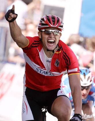 Gerald Ciolek (Deutschland) wird U23 Straßen Weltmeister Radsport WM Herren U23 WM 2006, Straßenradsport 2006, U 23, Straße, Rad, Nationaltrikot, Nachwuchs, Junioren, Vdig Einzelbild Salzburg Freude, Begeisterung, Radsport WM Herren U23 WM 2006, Straßenradsport 2006, U 23, Straße, Rad, Nationaltrikot, Nachwuchs, Junioren, Vdig Einzelbild Salzburg Freude, Begeisterung,