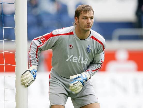 Torwart Georg Koch (Duisburg) konzentriert Fußball 2. BL Herren Saison 2006 2007, MSV Duisburg Einzelbild Duisburg Fußball 2. BL Herren Saison 2006 2007, MSV Duisburg Einzelbild Duisburg