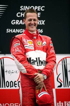 Michael Schumacher (Deutschland Ferrari) heißt der Sieger des Großen Preises von China 2006 Motorsport Grand Prix Herren Großer Preis von China 2006, Formel 1 Weltmeisterschaft, F1, F, GP, WM Einzelbild Sektspritzer, Champagnerspritzer Shanghai Freude, Motorsport Grand Prix Herren Großer Preis von China 2006, Formel 1 Weltmeisterschaft, F1, F, GP, WM Einzelbild Sektspritzer, Champagnerspritzer Shanghai Freude,
