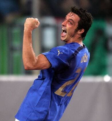 Massimo Oddo (Italien) - Torjubel -  Fußball Länderspiel Herren EM Qualifikation 2006, Nationalmannschaft, Nationaltrikot Einzelbild Rom Begeisterung, Freude, Fußball Länderspiel Herren EM Qualifikation 2006, Nationalmannschaft, Nationaltrikot Einzelbild Rom Begeisterung, Freude,