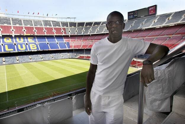 Lilian Thuram (FC Barcelona) im heimischen Stadion Nou Camp -  (pan16802) Fußball Herren Primera Division 2006 2007, 1. Spanische Liga, Barca, Shooting, Einzelbild Nou Camp Barcelona Leere, Fußball Herren Primera Division 2006 2007, 1. Spanische Liga, Barca, Shooting, Einzelbild Nou Camp Barcelona Leere,  