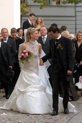 Andreas Klöden (Deutschland T Mobile) mit seiner frisch angetrauten Bettina Radsport Herren Straßenradsport 2006, Straße, Rad, Hochzeit, Heirat, heiraten, Trauung, trauen, Vermählung vermählen Gruppe Berlin Radsport Herren Straßenradsport 2006, Straße, Rad, Hochzeit, Heirat, heiraten, Trauung, trauen, Vermählung vermählen Gruppe Berlin