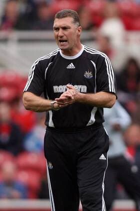 Fußball, Trainerhistorie Newcastle United von 1895 bis heute Co Trainer Nigel Pearson (Newcastle) unzufrieden -  Fußball Herren English Premier League 2006 2007, 1. Englische Liga, Newcastle United Einzelbild Middlesbrough Fußball Herren English Premier League 2006 2007, 1. Englische Liga, Newcastle United Einzelbild Middlesbrough