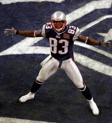 Deion Branch (New England Patriots) jubelt -  (sbp2004020343) American Football Herren Super Bowl XXXVIII 2006, 38. Superbowl, Finale, Endspiel, NFL 2003 2004 Einzelbild Houston Freude, Begeisterung, American Football Herren Super Bowl XXXVIII 2006, 38. Superbowl, Finale, Endspiel, NFL 2003 2004 Einzelbild Houston Freude, Begeisterung,