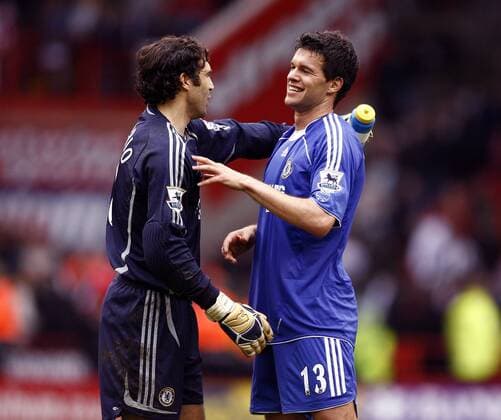 Michael Ballack (re.) und Torwart Henrique Hilario (beide Chelsea) - Schlussjubel - EDITORIAL USE ONLY. No use with unauthorised audio, video, data, fixture lists, club league logos or live services. Online in-match use limited to 120 images, no video emulation. No use in betting, games or single club league player publications. Fußball Herren English Premier League 2006 2007, 1. Englische Liga, Chelsea FC London Gruppe Sheffield Freude, Fußball Herren English Premier League 2006 2007, 1. Englische Liga, Chelsea FC London Gruppe Sheffield Freude,