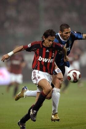 Filippo Inzaghi (Milan, li.) gegen Marco Materazzi (Inter) -  Fußball Herren Serie A 2006 2007, 1. Italienische Liga, AC Mailand - FC Internazionale Mailand 3:4 Gruppe Mailand Dynamik, Fußball Herren Serie A 2006 2007, 1. Italienische Liga, AC Mailand - FC Internazionale Mailand 3:4 Gruppe Mailand Dynamik,