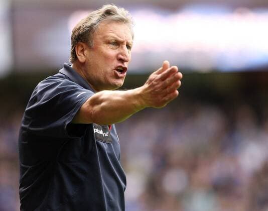 Fußball, Trainerhistorie Sheffield United von 1889 bis heute Trainer Neil Warnock (Sheffield United) gibt Anweisung -  Fußball Herren English Premier League 2006 2007, 1. Englische Liga, Sheffield United Einzelbild Sheffield Fußball Herren English Premier League 2006 2007, 1. Englische Liga, Sheffield United Einzelbild Sheffield
