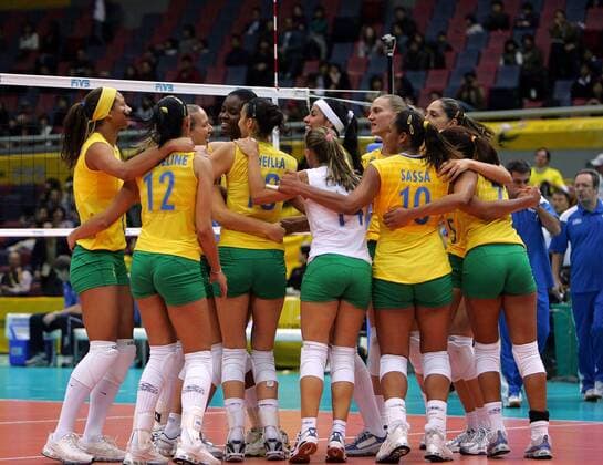 Schlussjubel Brasilien -  Volleyball Damen Weltmeisterschaft 2006, Länderspiel, Nationalteam, Nationaltrikot Totale Osaka Freude, Kameradschaft Volleyball Damen Weltmeisterschaft 2006, Länderspiel, Nationalteam, Nationaltrikot Totale Osaka Freude, Kameradschaft