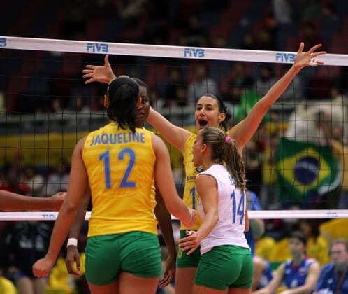 Sheilla Castro (re.) und Fabiana Alvim de Oliveira (beide Brasilien) jubeln -  Volleyball Damen Weltmeisterschaft 2006, Länderspiel, Nationalteam, Nationaltrikot Gruppe Osaka Freude, Volleyball Damen Weltmeisterschaft 2006, Länderspiel, Nationalteam, Nationaltrikot Gruppe Osaka Freude,