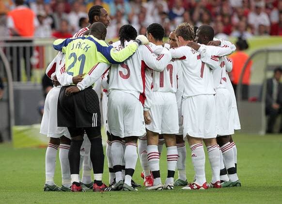 Spielerkreis Trinidad und Tobago Fußball WM Herren WM 2006, Länderspiel, Nationalteam, Gruppe B, Nationaltrikot Gruppe Kaiserslautern Harmonie, Kameradschaft Fußball WM Herren WM 2006, Länderspiel, Nationalteam, Gruppe B, Nationaltrikot Gruppe Kaiserslautern Harmonie, Kameradschaft