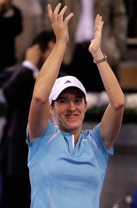 Justine Henin Hardenne (Belgien) - Siegerin des WTA Masters 2006 - (pan17224) Tennis WM Damen WTA Masters Cup 2006, Masterscup, Tour, Series, Finale, Endspiel, Championship Einzelbild Madrid Freude, Tennis WM Damen WTA Masters Cup 2006, Masterscup, Tour, Series, Finale, Endspiel, Championship Einzelbild Madrid Freude,