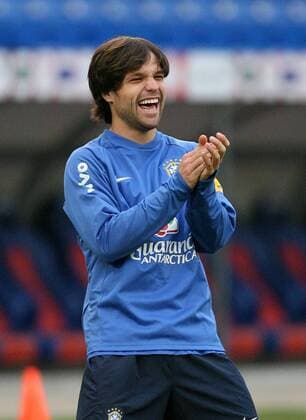 Diego (Brasilien) hat gut lachen Fußball Herren Nationalteam 2006, Training Einzelbild Basel Freude, Begeisterung, Fußball Herren Nationalteam 2006, Training Einzelbild Basel Freude, Begeisterung,