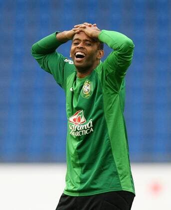 Torwart Helton da Silva Aruda (Brasilien) gut gelaunt Fußball Herren Nationalteam 2006, Training Einzelbild Basel Freude, Fußball Herren Nationalteam 2006, Training Einzelbild Basel Freude,