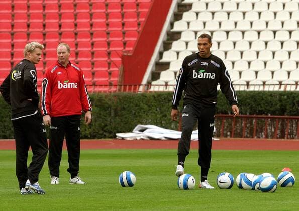 Steffen Iversen (li.) und John Carew (beide Norwegen) während des Trainings -  Fußball Herren Nationalteam 2006, Training, Vdig Gruppe Belgrad Fußball Herren Nationalteam 2006, Training, Vdig Gruppe Belgrad