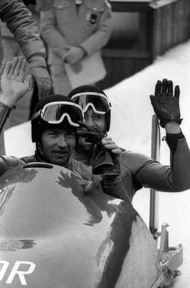 Pilot Meinhard Nehmer (li.) und Bernhard Germeshausen (beide DDR II) Bobsport OS Winter Herren Olympische Spiele 1976, Winterspiele, Bob, Zweierbob, Zweier, 2er 2 er, Vneg, Vsw Gruppe Innsbruck, Igls Freude, Bobsport OS Winter Herren Olympische Spiele 1976, Winterspiele, Bob, Zweierbob, Zweier, 2er 2 er, Vneg, Vsw Gruppe Innsbruck, Igls Freude,