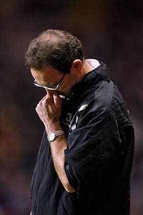 Trainer Martin O Neill (Aston Villa) enttäuscht - EDITORIAL USE ONLY. No use with unauthorised audio, video, data, fixture lists, club league logos or live services. Online in-match use limited to 120 images, no video emulation. No use in betting, games or single club league player publications. Fußball Herren English Premier League 2006 2007, Aston Villa Einzelbild Birmingham Enttäuschung, Fußball Herren English Premier League 2006 2007, Aston Villa Einzelbild Birmingham Enttäuschung,