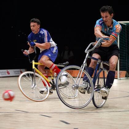 Christoph Baudu Rik Deuvaert (Belgien) gegen Jacques Ohl Stephan Bauer (Frankreich) Radsport WM Herren Weltmeisterschaft 2006, Länderspiel, Nationalteam, Nationaltrikot, Radball, Hallenradsport, Halle Gruppe Chemnitz Dynamik, Radsport WM Herren Weltmeisterschaft 2006, Länderspiel, Nationalteam, Nationaltrikot, Radball, Hallenradsport, Halle Gruppe Chemnitz Dynamik,