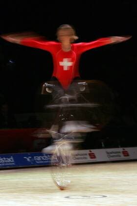 Anita Kälin (Schweiz) Radsport WM Damen WM 2006, Hallenradsport, Halle, Indoor, Kunstradfahren, Kunstrad, Kunstfahren, Nationaltrikot, Einer Einzelbild Chemnitz Dynamik, Radsport WM Damen WM 2006, Hallenradsport, Halle, Indoor, Kunstradfahren, Kunstrad, Kunstfahren, Nationaltrikot, Einer Einzelbild Chemnitz Dynamik,