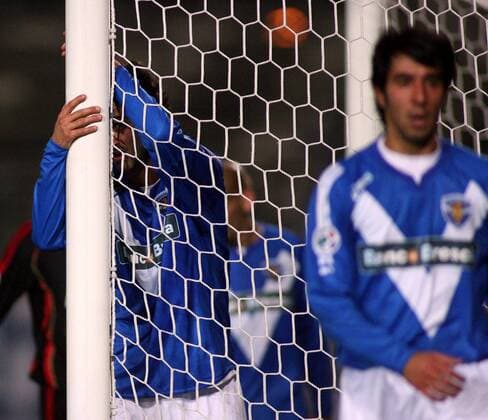 Simone del Nero (Brescia) verzweifelt am Torpfosten - Fußball Herren Coppa Italia 2006 2007, Italienischer Pokal, TIM Cup, Pokalspiel, Brescia Calcio Gruppe Brescia Enttäuschung, Fußball Herren Coppa Italia 2006 2007, Italienischer Pokal, TIM Cup, Pokalspiel, Brescia Calcio Gruppe Brescia Enttäuschung,