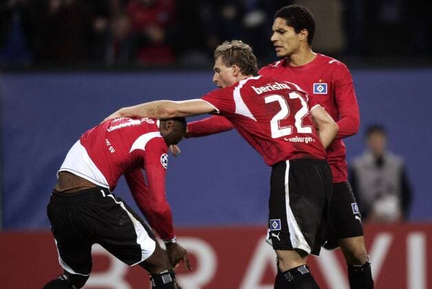Torjubel HSV, v. re.: Jose Paolo Guerrero, Besart Berisha und Boubacar Sanogo Fußball EC 1 Herren Champions League 2006 2007, Hamburger SV Gruppe Hamburg Freude, Fußball EC 1 Herren Champions League 2006 2007, Hamburger SV Gruppe Hamburg Freude,