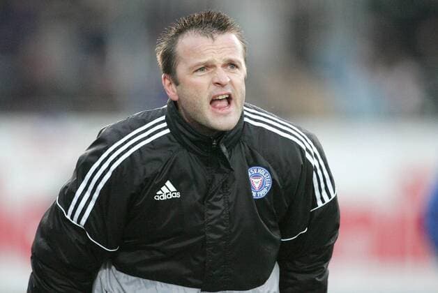 Trainer Stefan Böger (Kiel) gibt Anweisungen Fußball Herren Regionalliga Nord 2006 2007, 3. Liga, Holstein Kiel Einzelbild Kiel Fußball Herren Regionalliga Nord 2006 2007, 3. Liga, Holstein Kiel Einzelbild Kiel