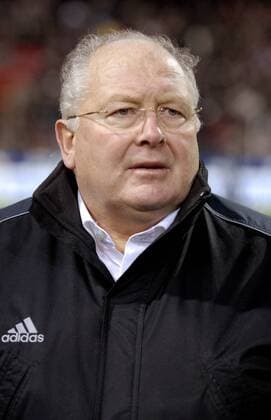 Manager Kurt Gaugler (Burghausen) Fußball 2. BL Herren DFB Pokal 2006 2007, Pokalspiel, SV Wacker Burghausen Porträt Offenbach Fußball 2. BL Herren DFB Pokal 2006 2007, Pokalspiel, SV Wacker Burghausen Porträt Offenbach