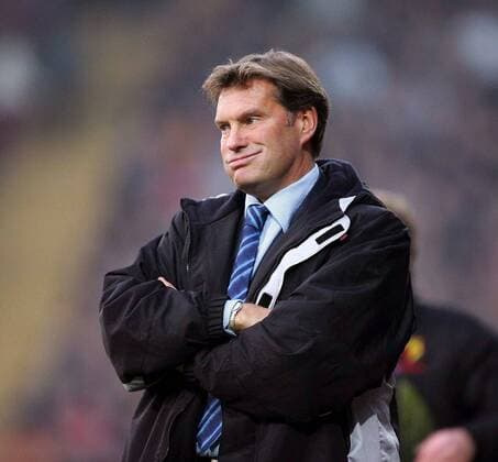 Fußball, Trainerhistorie Wolverhampton Wanderers von 1877 bis heute Trainer Glenn Hoddle (Wolverhampton) enttäuscht - Fußball Herren English Football League First Division 2004 2005, One, 2. Englische Liga, Wolverhampton Wanderers Einzelbild Wolves Watford Enttäuschung, Nachdenklichkeit, Skepsis, Fußball Herren English Football League First Division 2004 2005, One, 2. Englische Liga, Wolverhampton Wanderers Einzelbild Wolves Watford Enttäuschung, Nachdenklichkeit, Skepsis,